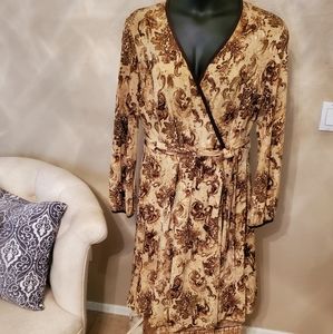 Brown & Beige Antique Leaf Print Dress